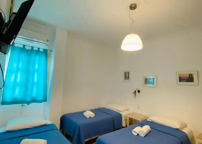 Marias Bed and Breakfast 3*